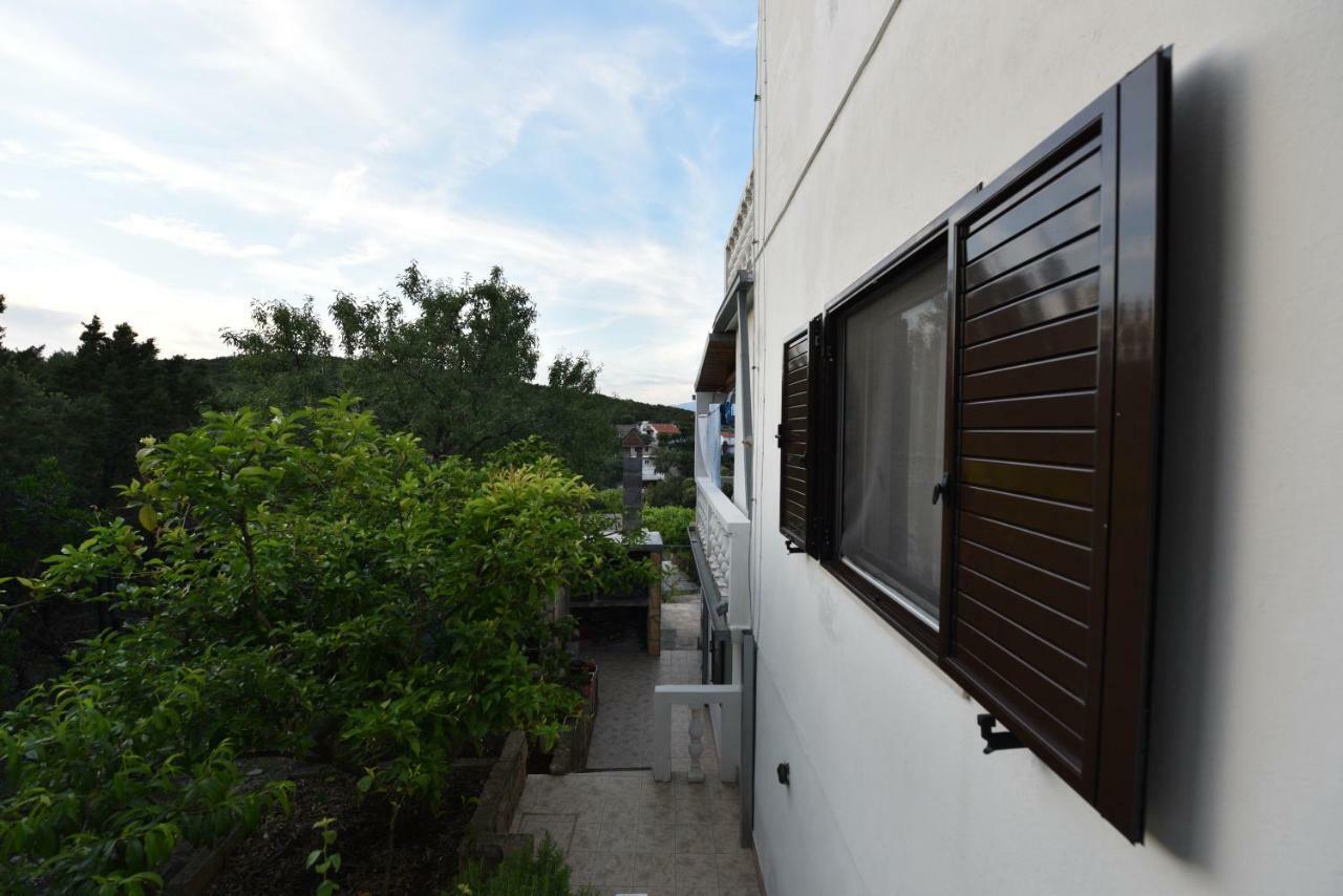 Apartmani Marko Gdinj Dış mekan fotoğraf